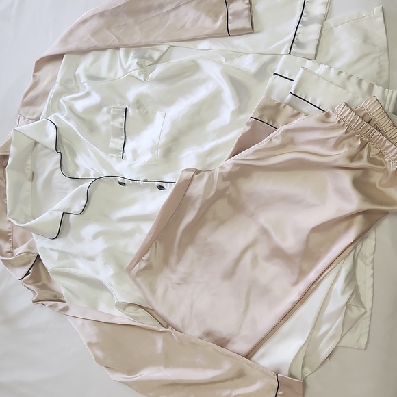 2 pack Elegant Satin Pajama Set for Women Size Small - Picture 4 of 11